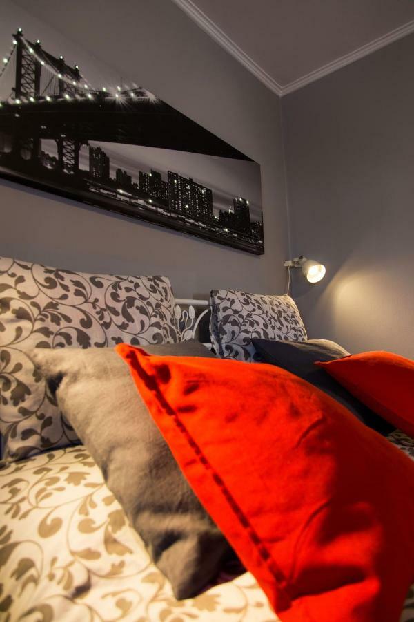 'Romeo & Juliet' Cozy Apartment With Breathtaking View Athen Eksteriør bilde