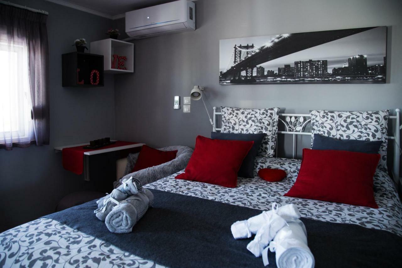 'Romeo & Juliet' Cozy Apartment With Breathtaking View Athen Eksteriør bilde