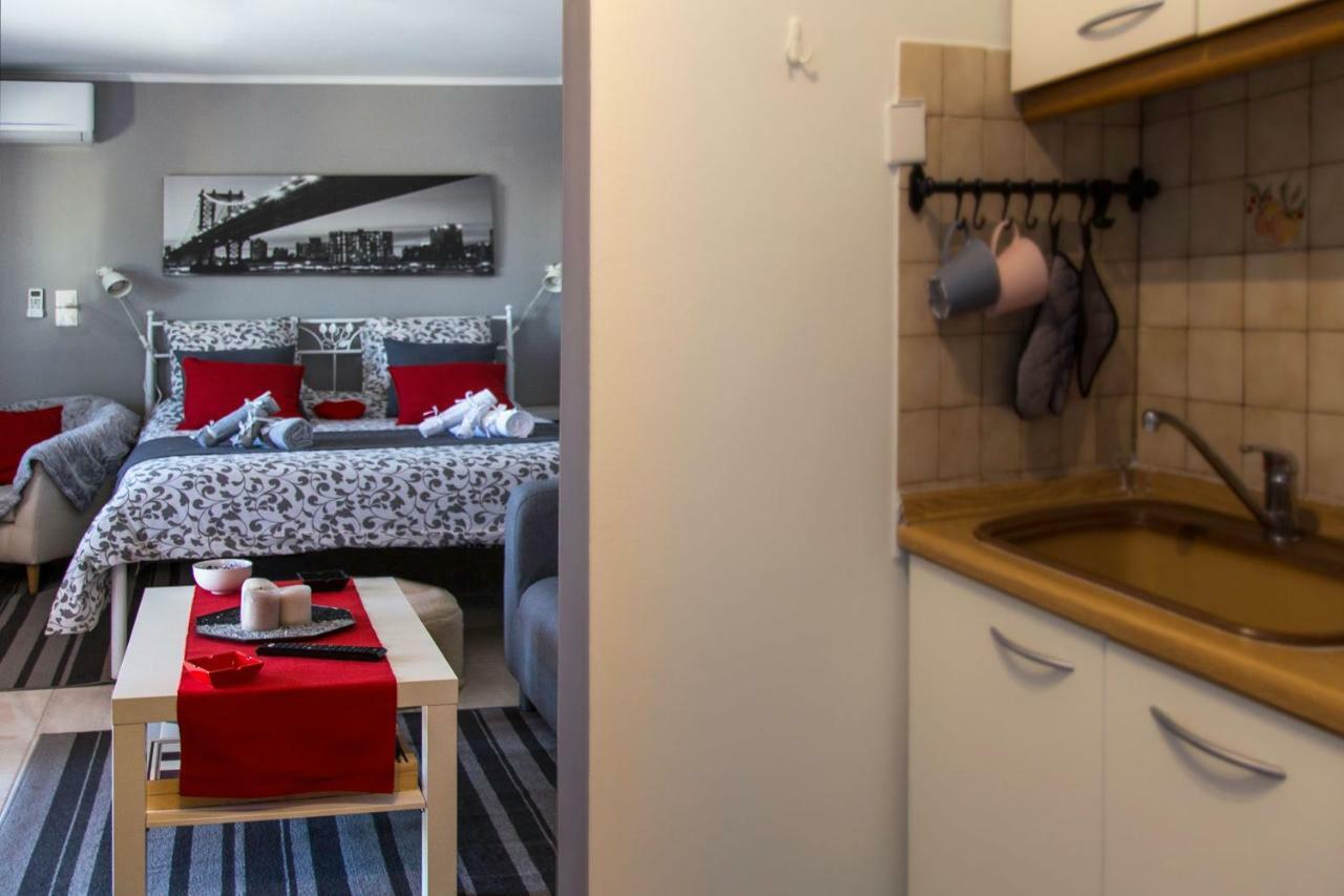 'Romeo & Juliet' Cozy Apartment With Breathtaking View Athen Eksteriør bilde