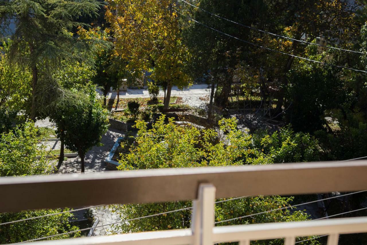 'Romeo & Juliet' Cozy Apartment With Breathtaking View Athen Eksteriør bilde