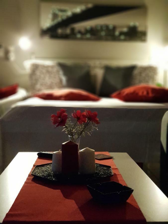 'Romeo & Juliet' Cozy Apartment With Breathtaking View Athen Eksteriør bilde